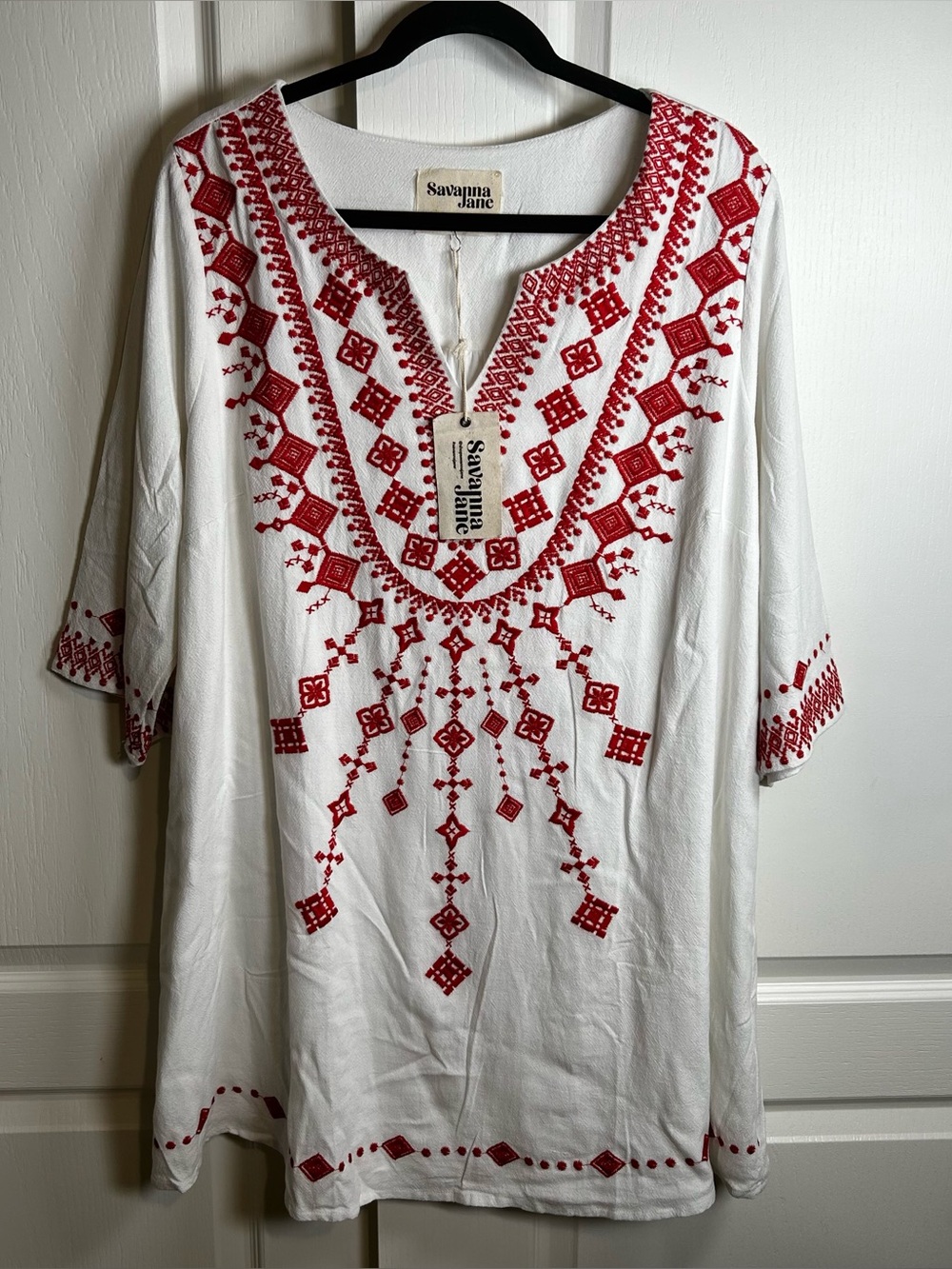 Savanna Jane Women’s Plus 1X Embroidered V-Neck 3/4 Sleeve Tunic White/Red
